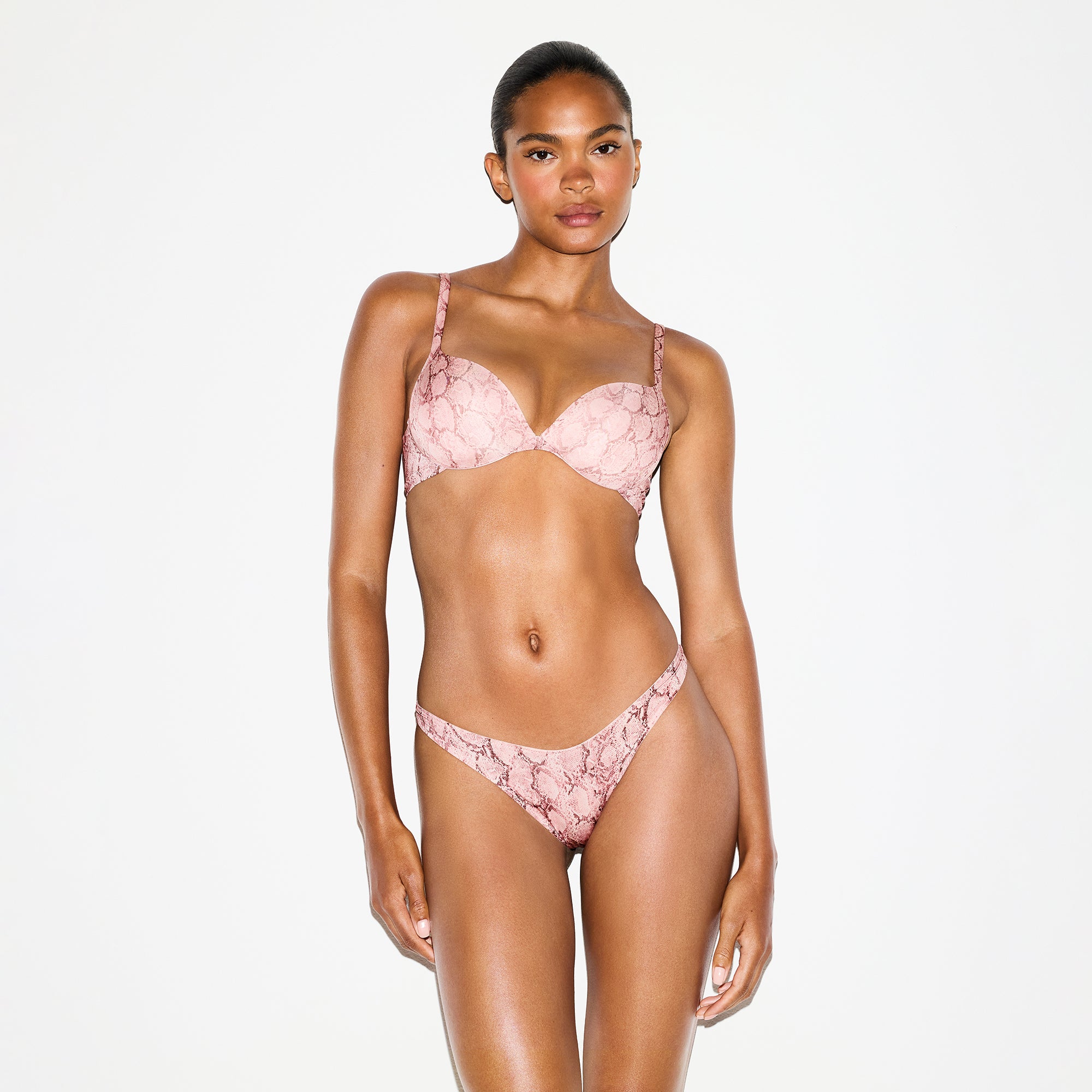 DIPPED THONG