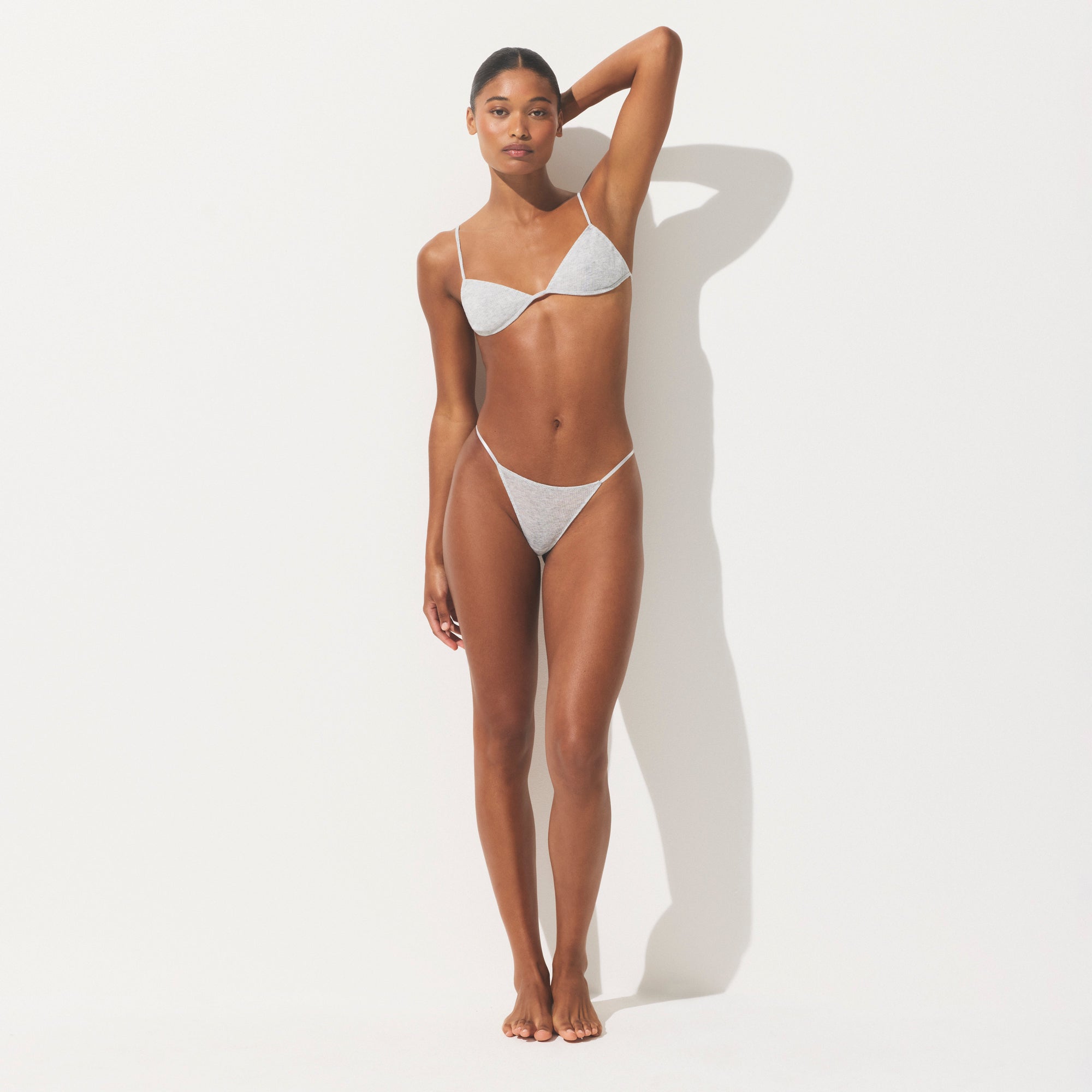 STRING THONG