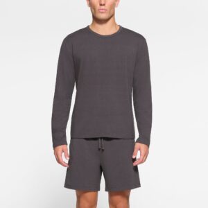 MENS RELAXED LONG SLEEVE T-SHIRT