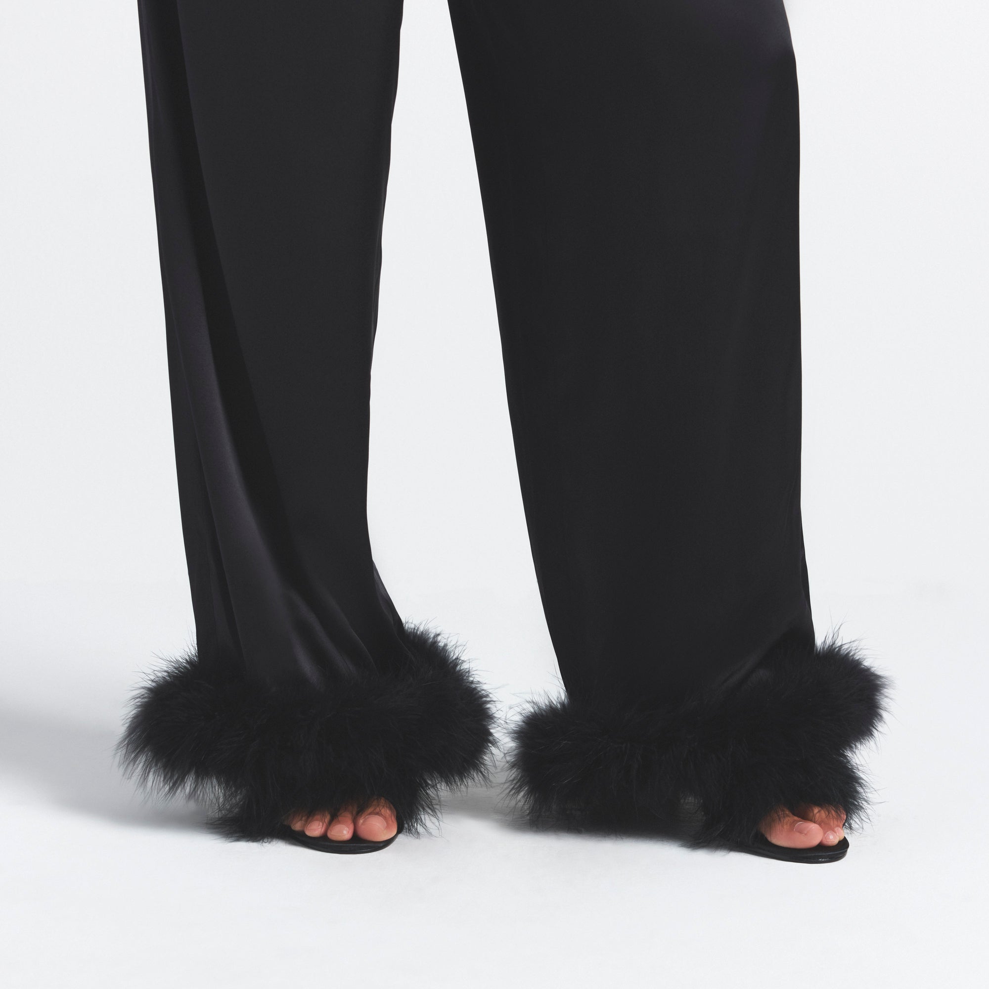 FEATHER TRIM LONG SET - Image 4
