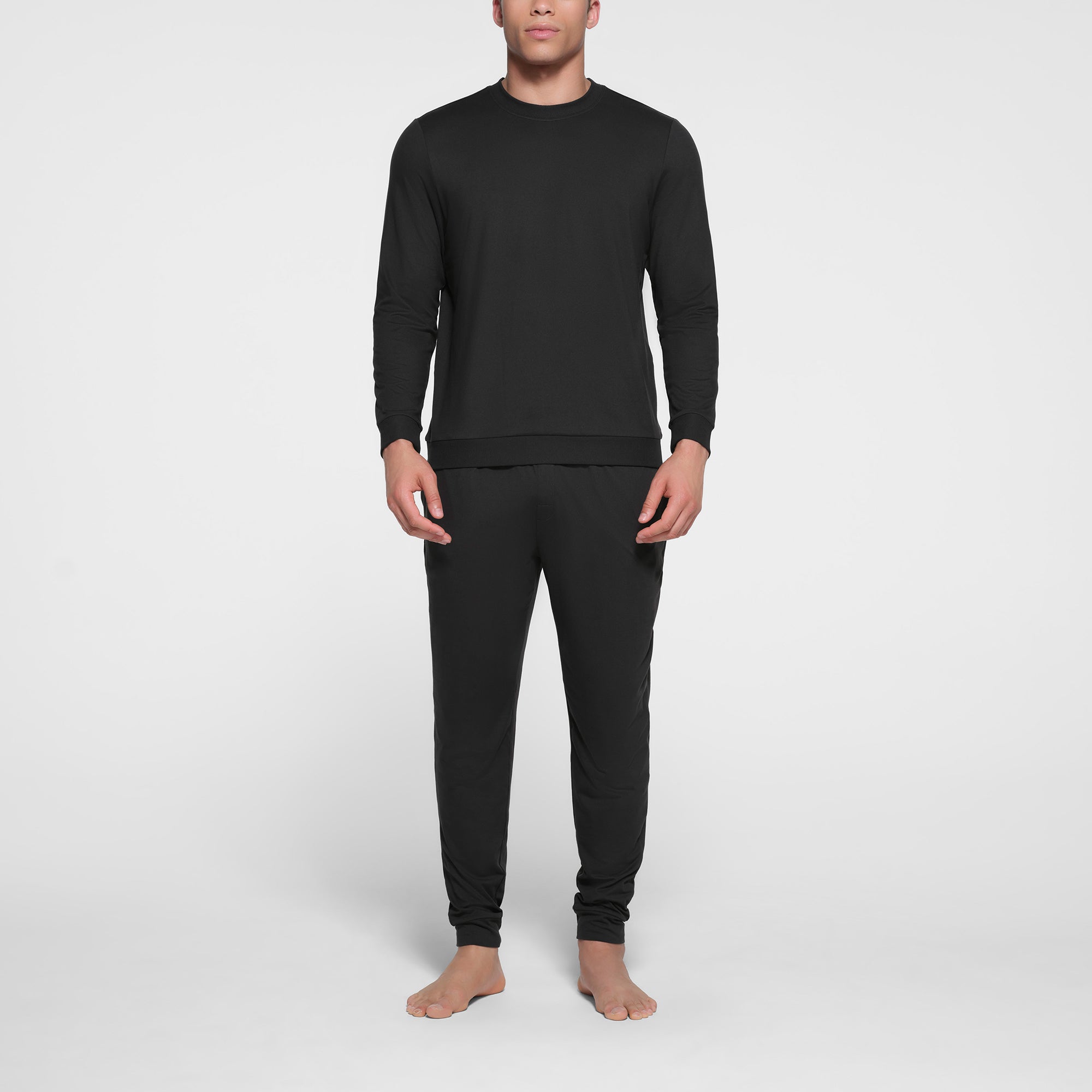 MENS CLASSIC CREWNECK