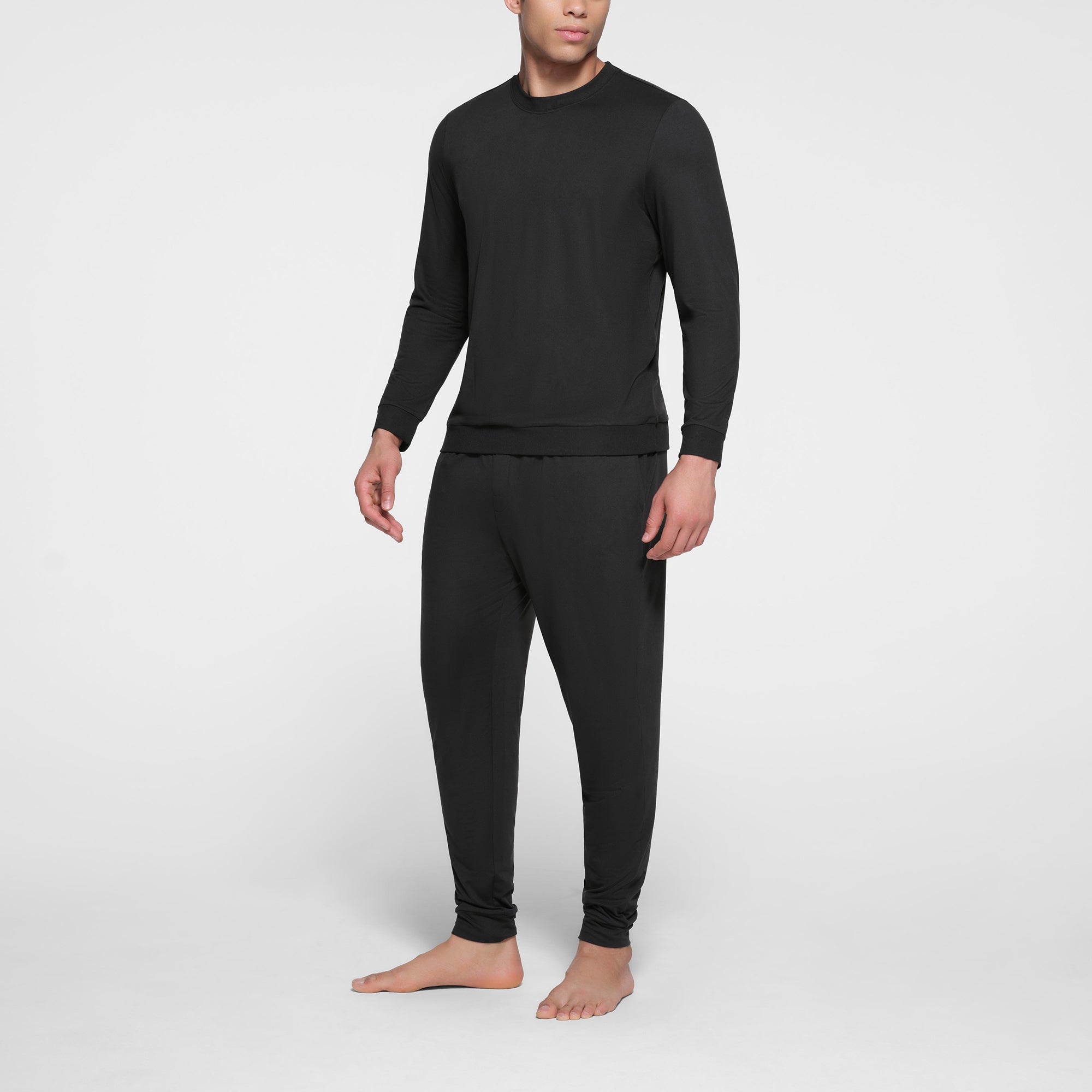 MENS CLASSIC CREWNECK - Image 2