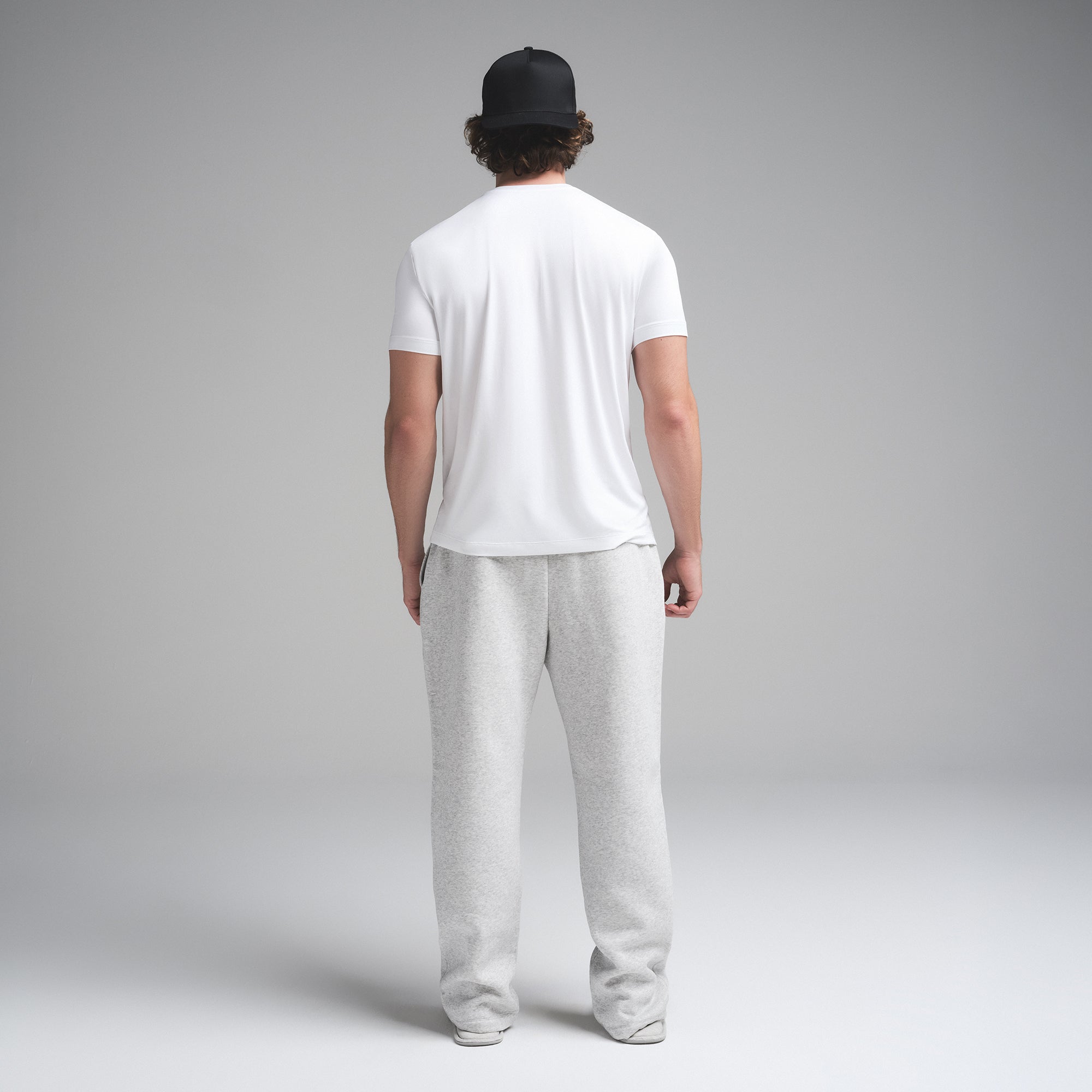 MENS CLASSIC T-SHIRT - Image 4