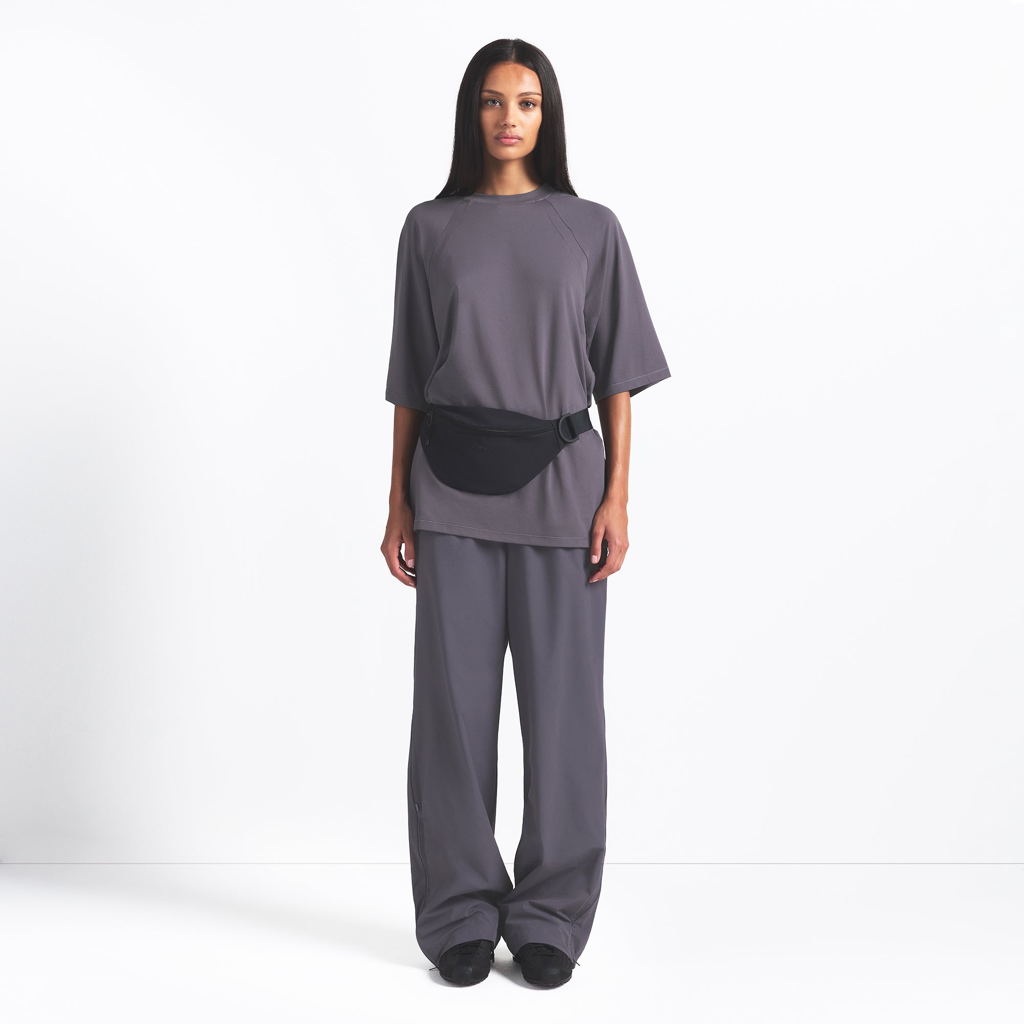 OVERSIZED TEE