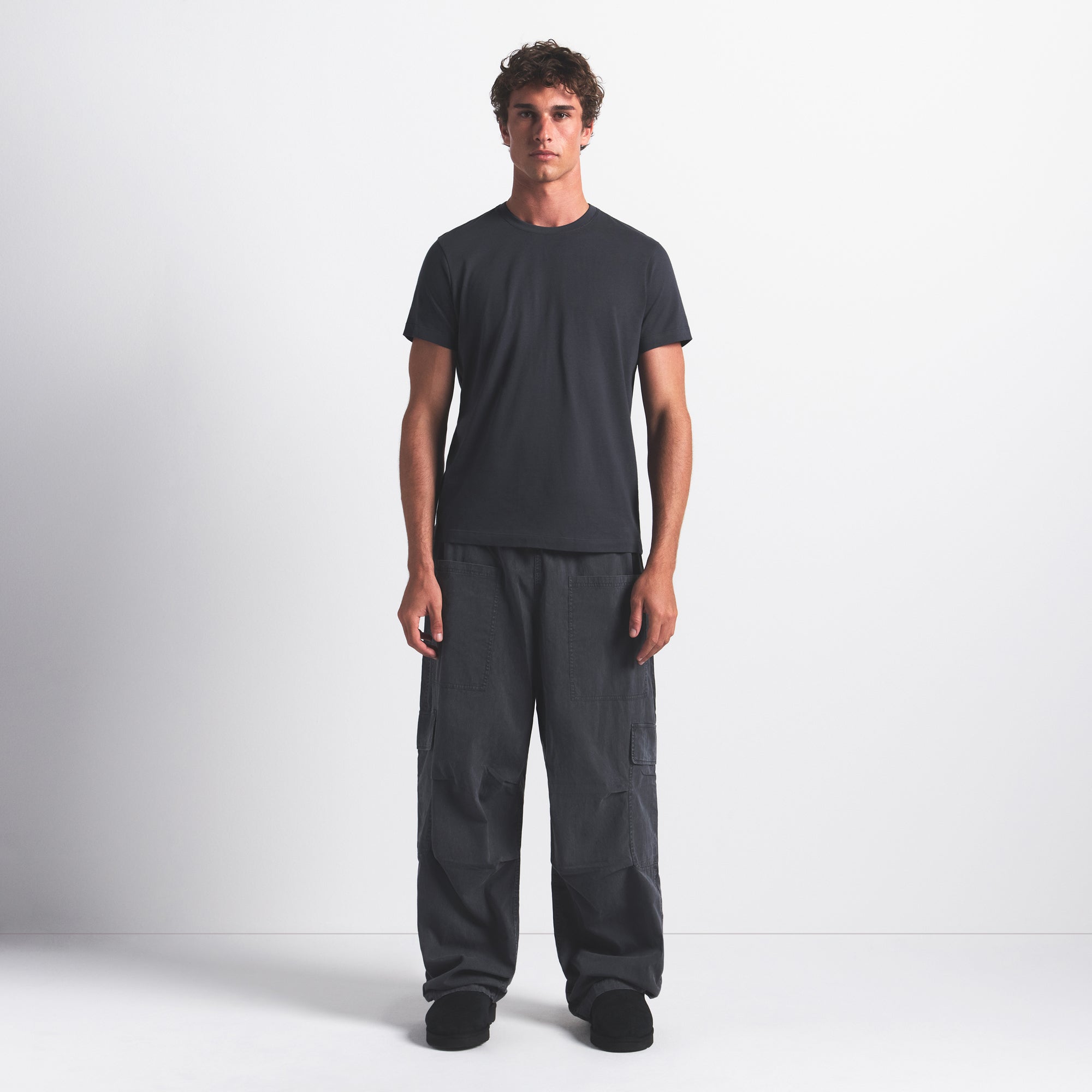 MENS CLASSIC T-SHIRT