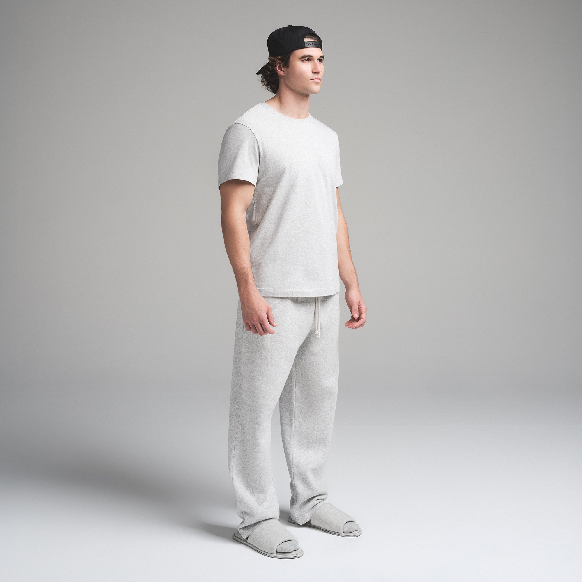MENS CLASSIC T-SHIRT - Image 2
