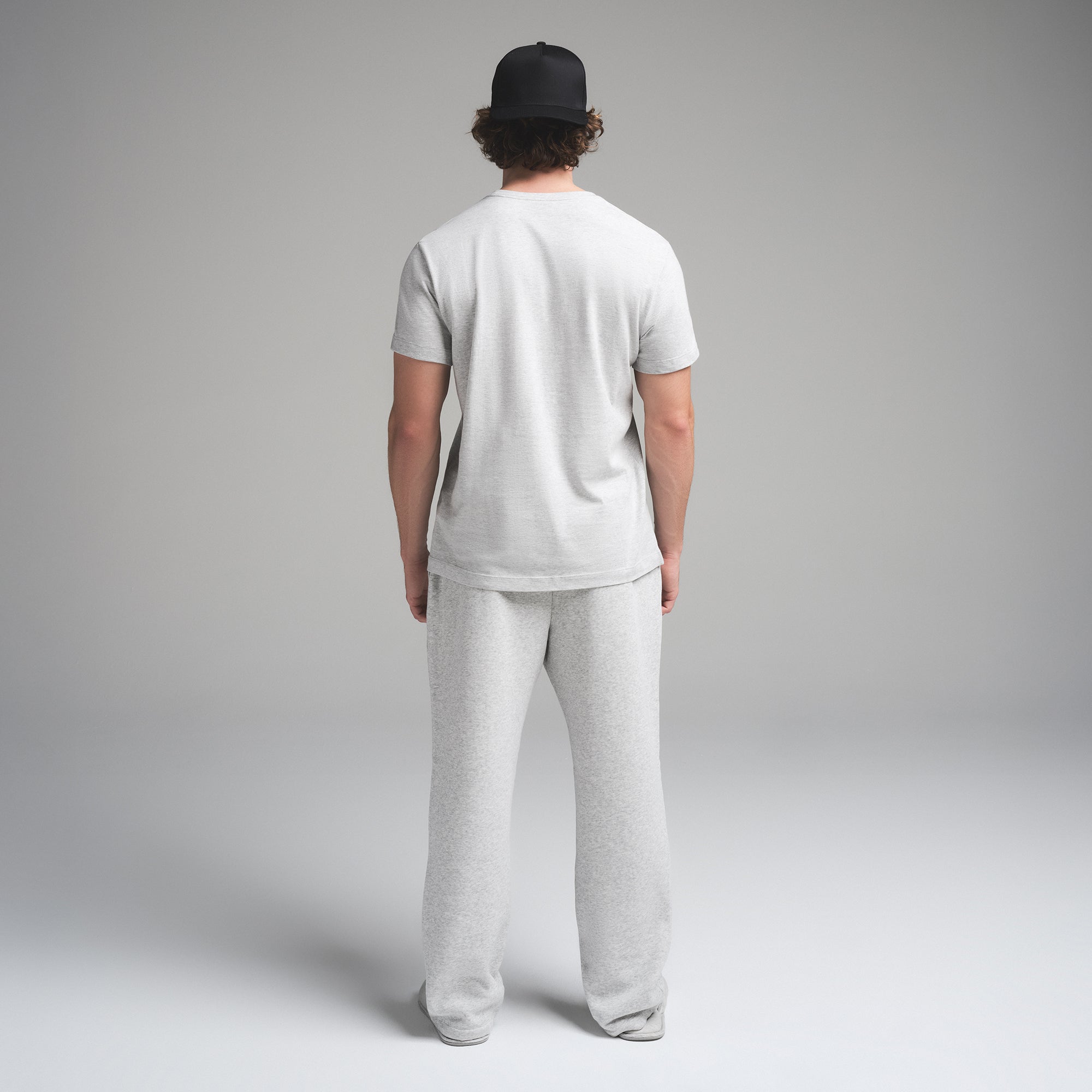 MENS CLASSIC T-SHIRT - Image 4