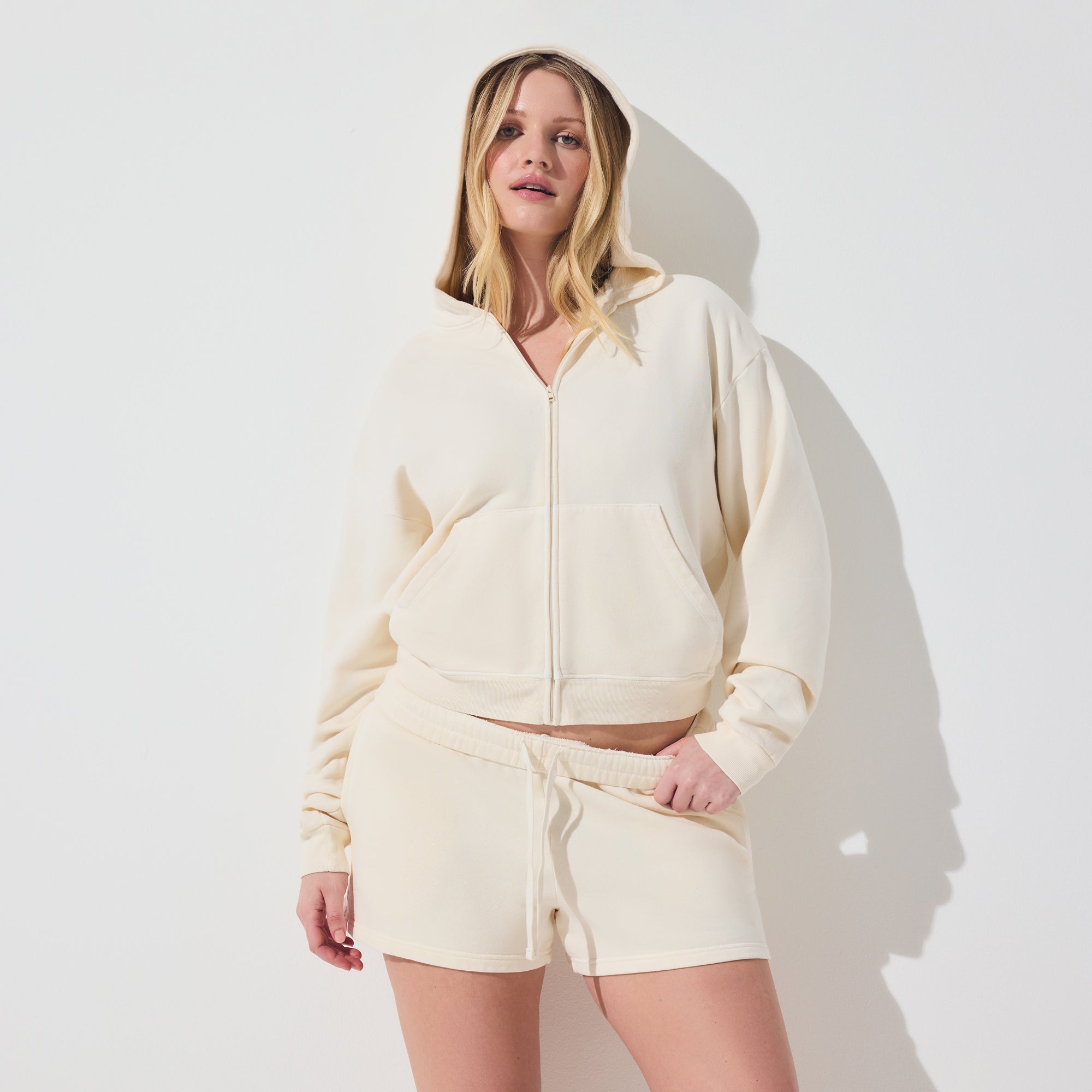 ZIP UP HOODIE
