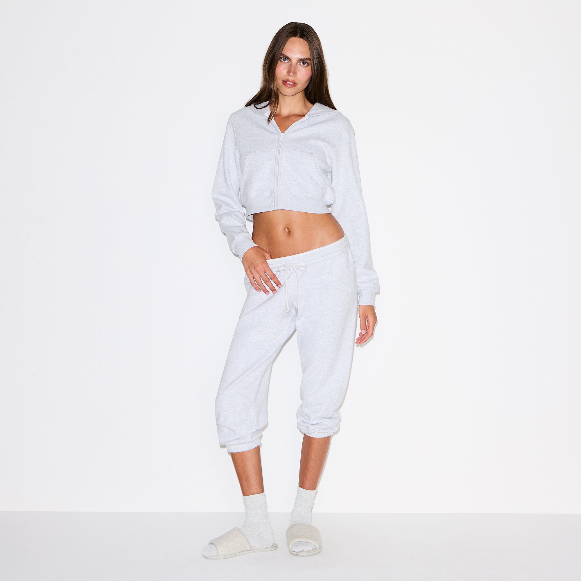CROPPED ZIP UP HOODIE