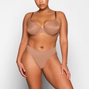 DEMI BRA