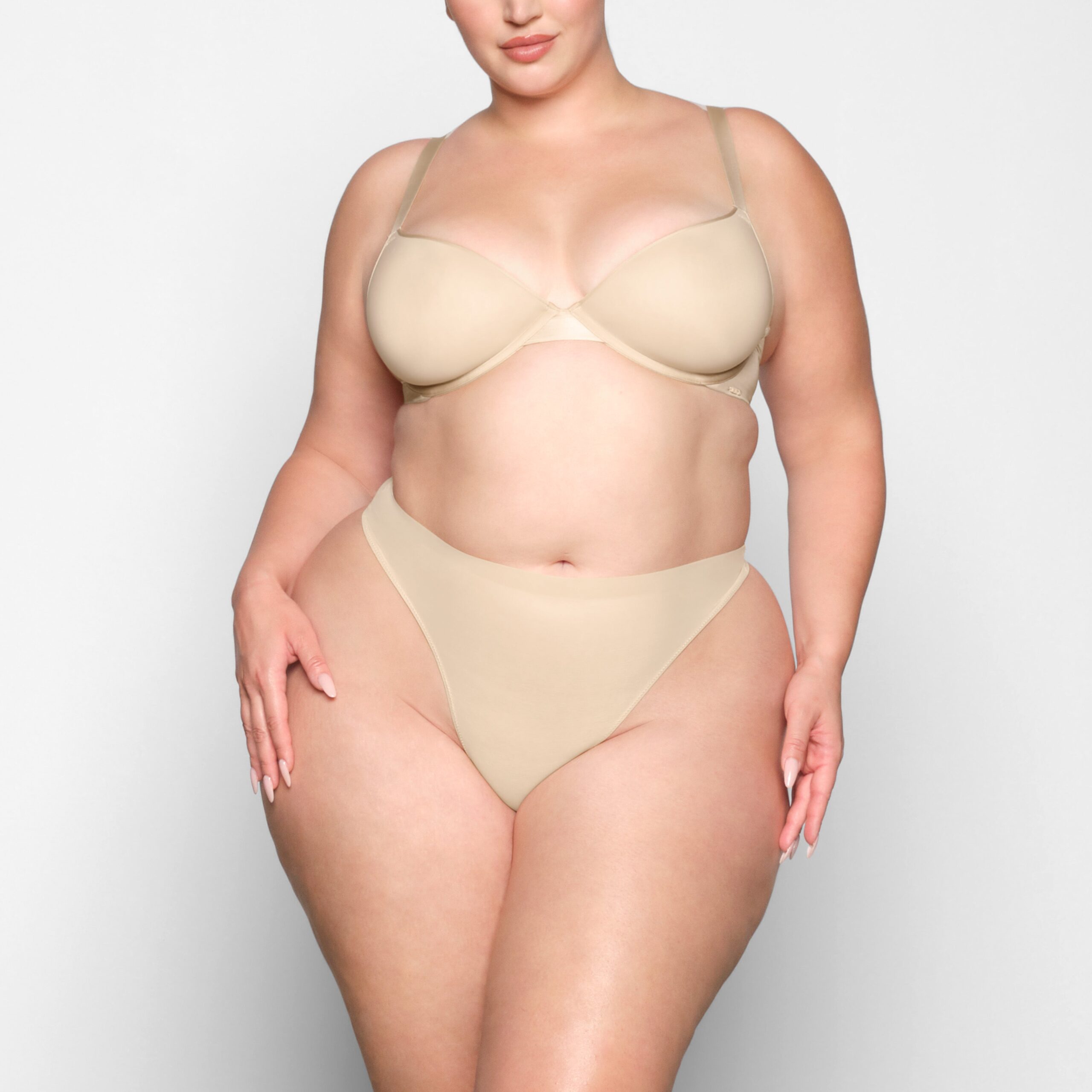 DEMI BRA