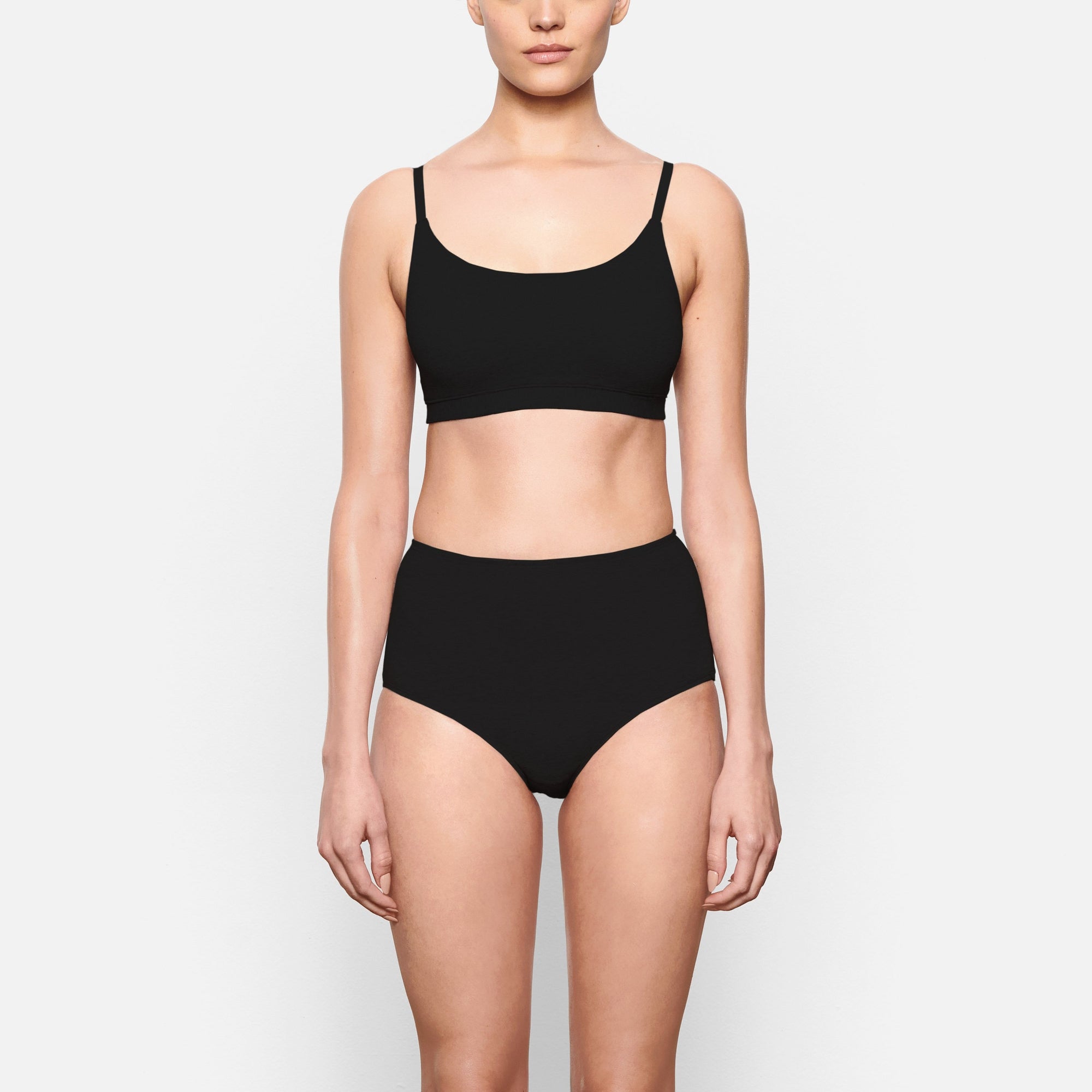 SCOOP BRALETTE