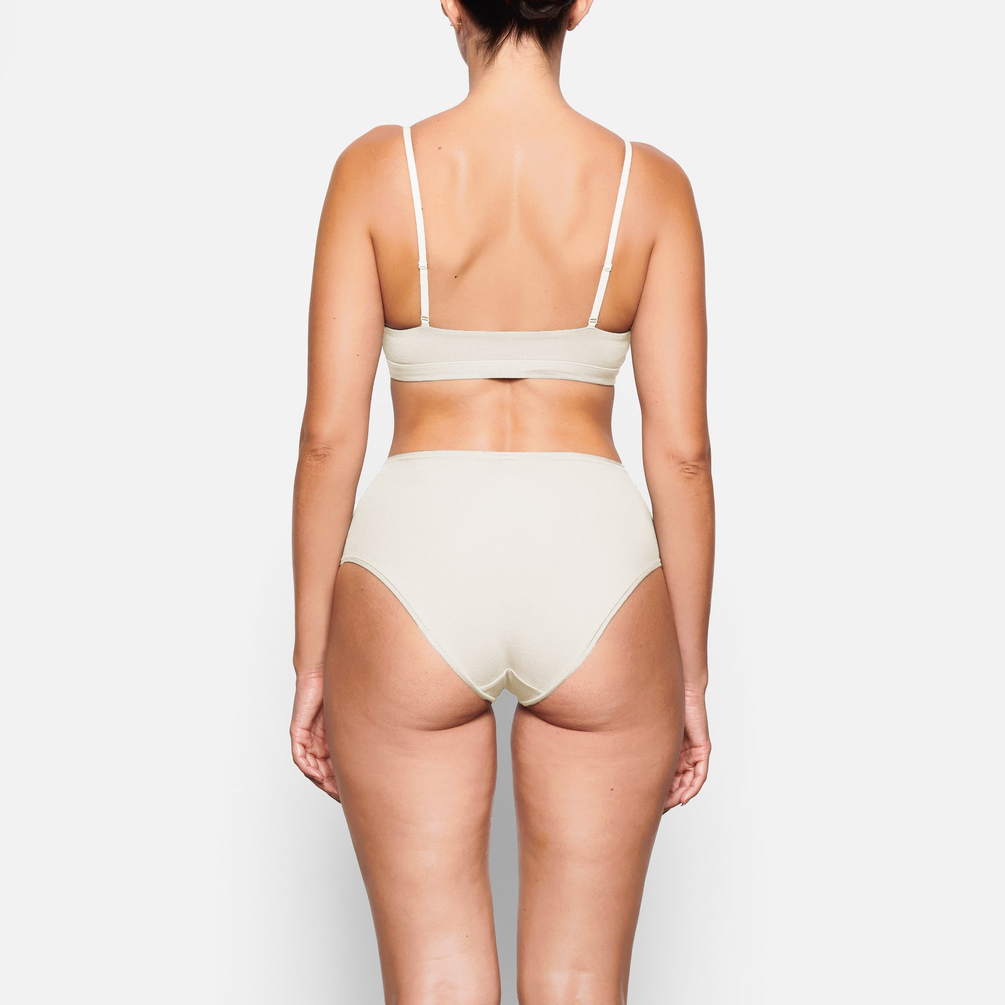 SCOOP BRALETTE - Image 3