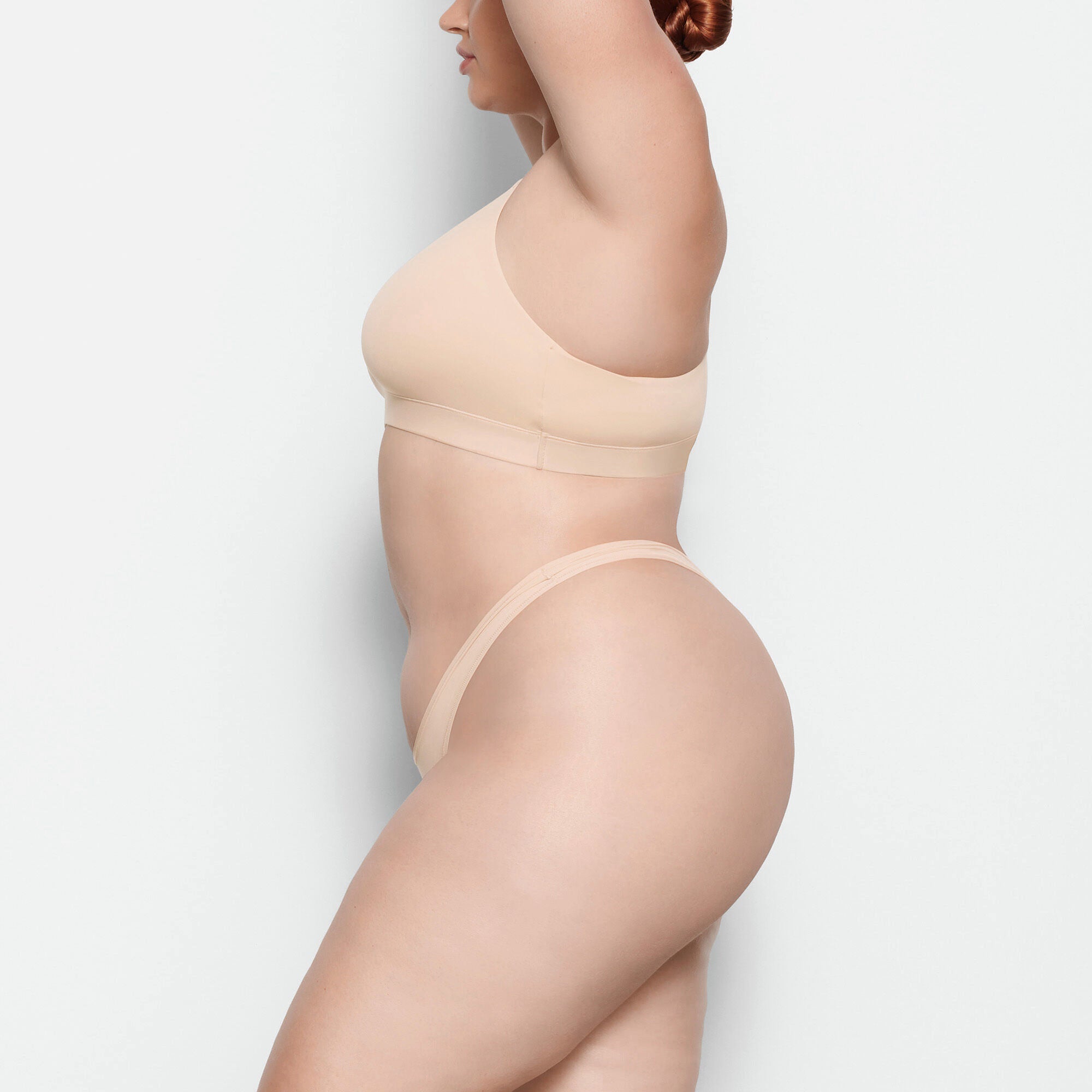 RACERBACK SCOOP BRALETTE - Image 2