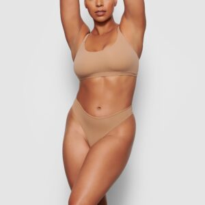 SCOOP BRALETTE