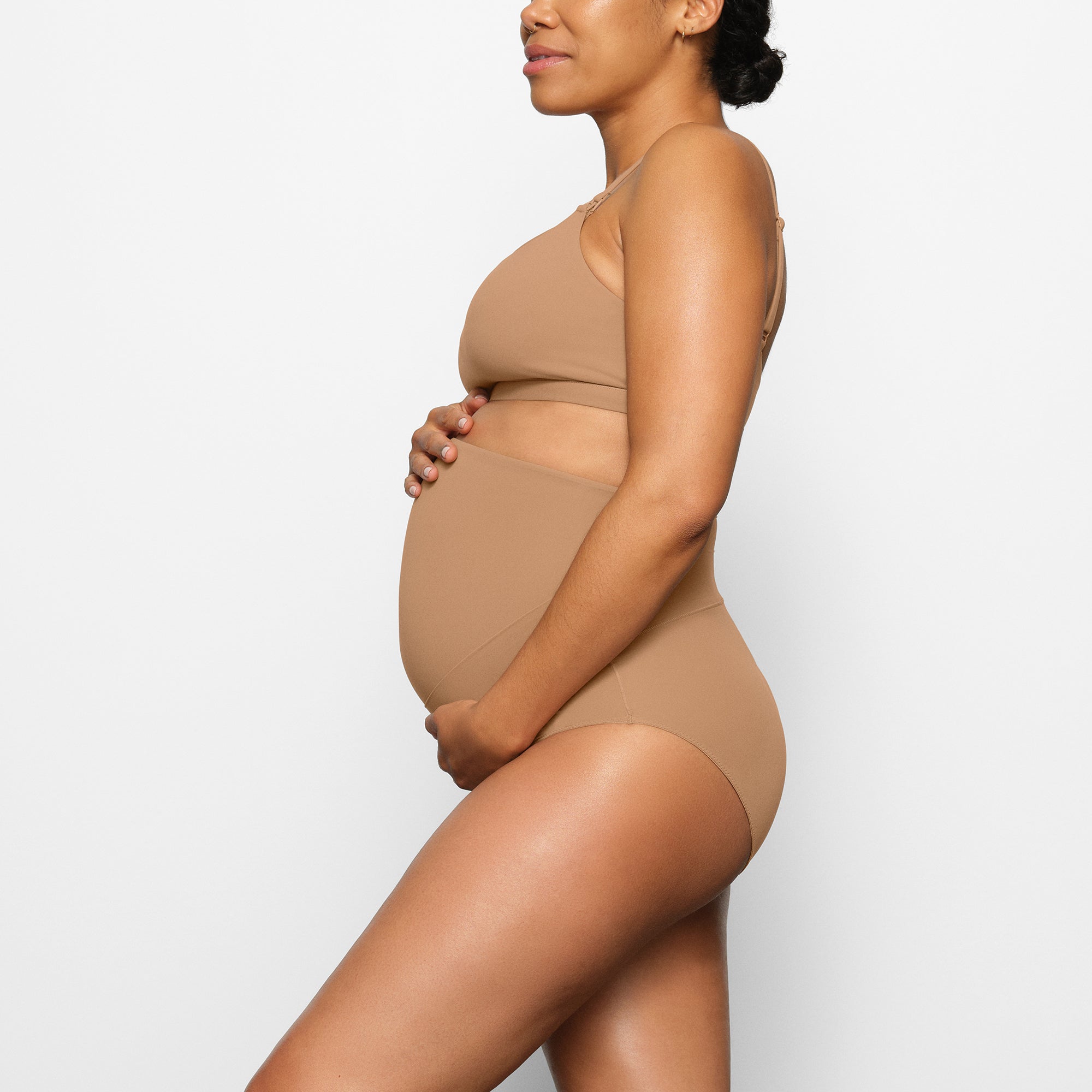 MATERNITY PUMPING SCOOP BRALETTE - Image 2