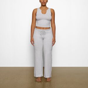 STRAIGHT LEG PANT