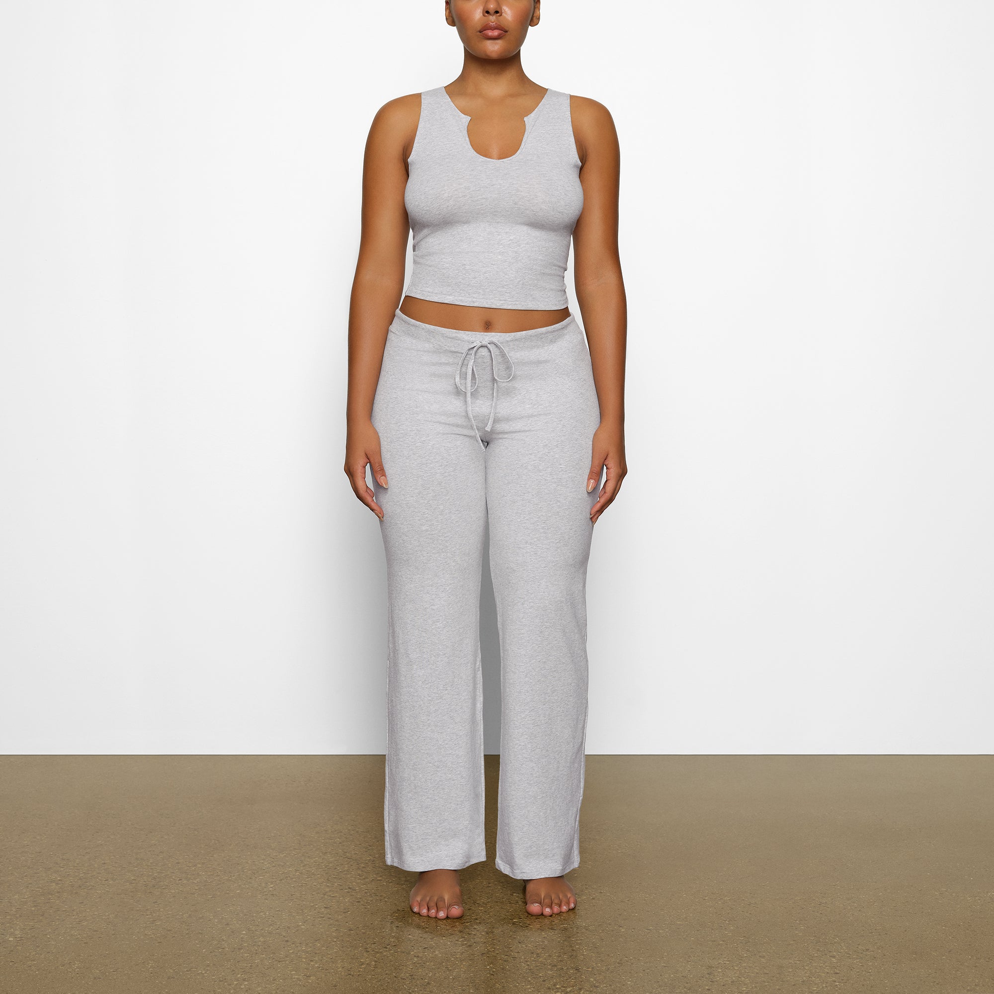 STRAIGHT LEG PANT