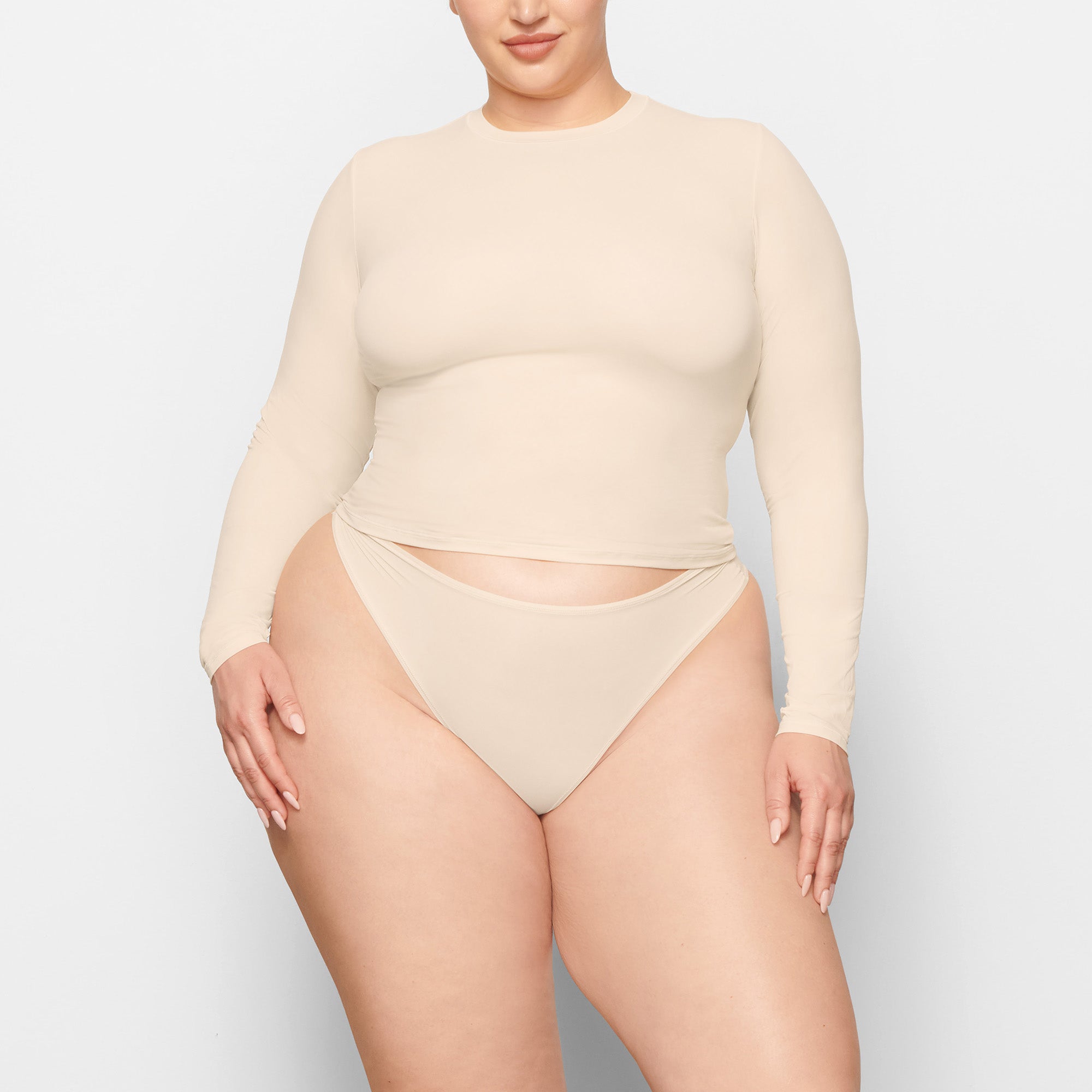 LONG SLEEVE T-SHIRT