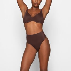 HIGH-WAISTED THONG