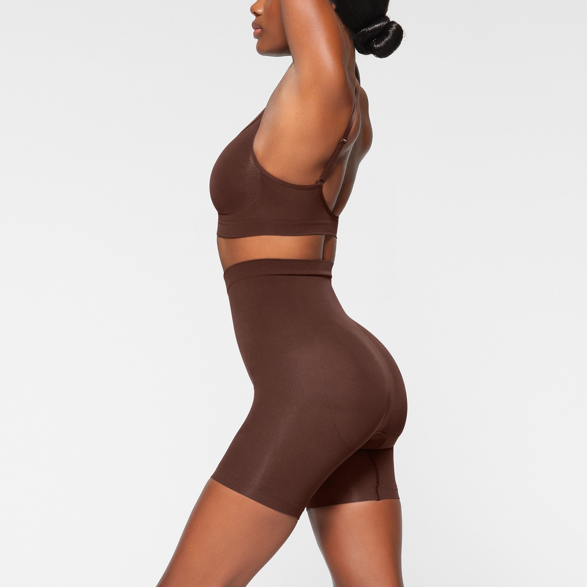MID THIGH SHORT - Image 2