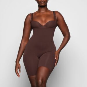 BUTT LIFTING OPEN BUST BODYSUIT